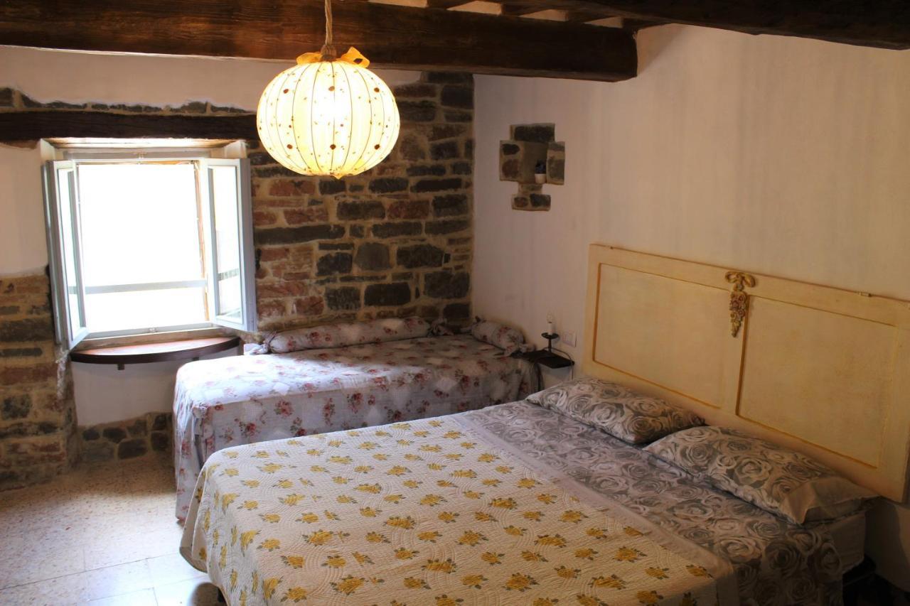 B&B Paradiso 古比奥 外观 照片